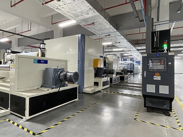 压延薄膜控温模温机